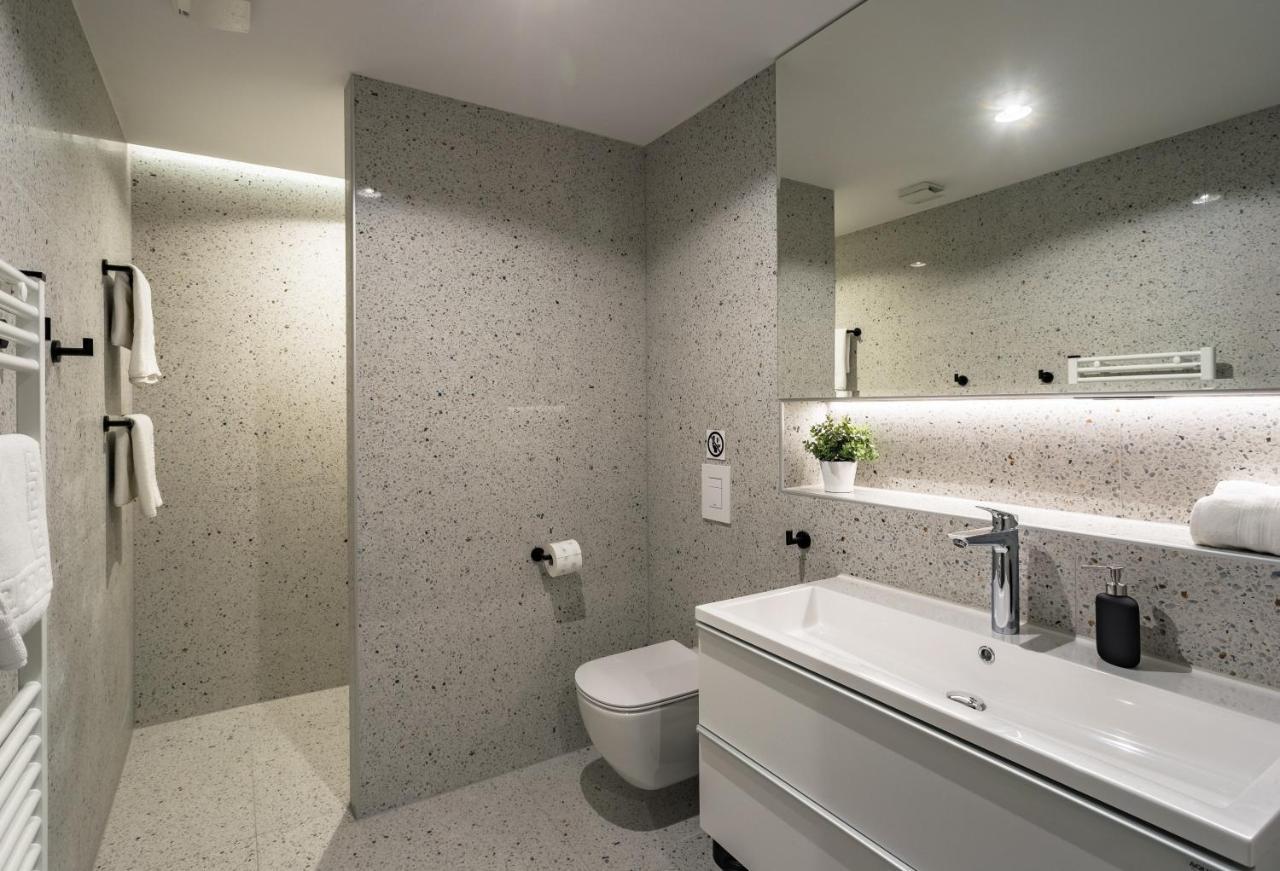 צלינה Villa Dispet With Heated Pool, Jacuzzi, Sauna And Cinema מראה חיצוני תמונה