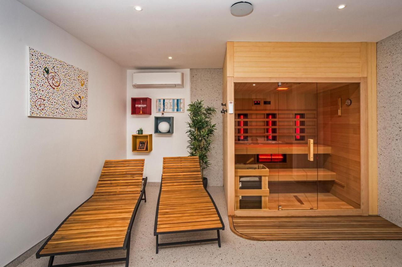 צלינה Villa Dispet With Heated Pool, Jacuzzi, Sauna And Cinema מראה חיצוני תמונה